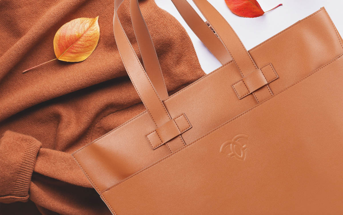 5 Must-Pack Laptop Bags for Fall Work Travel - Francine Collections